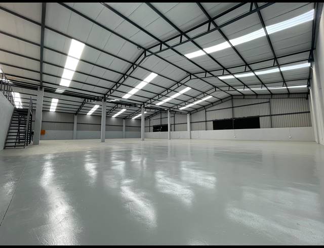 1,214M² WAREHOUSE TO LET IN COSMO BUSINESS PARK